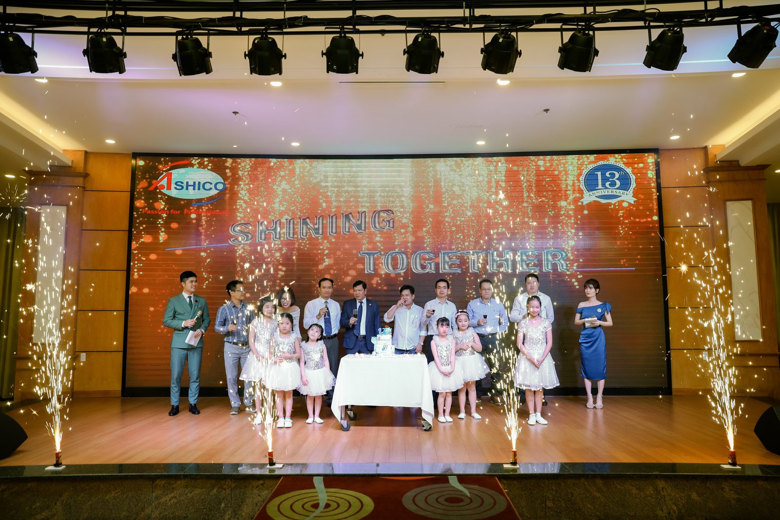 “SHINING TOGETHER” - KỶ NIỆM 13 NĂM THÀNH LẬP VÀ BƯỚC CHUYỂN MÌNH CỦA ASHICO